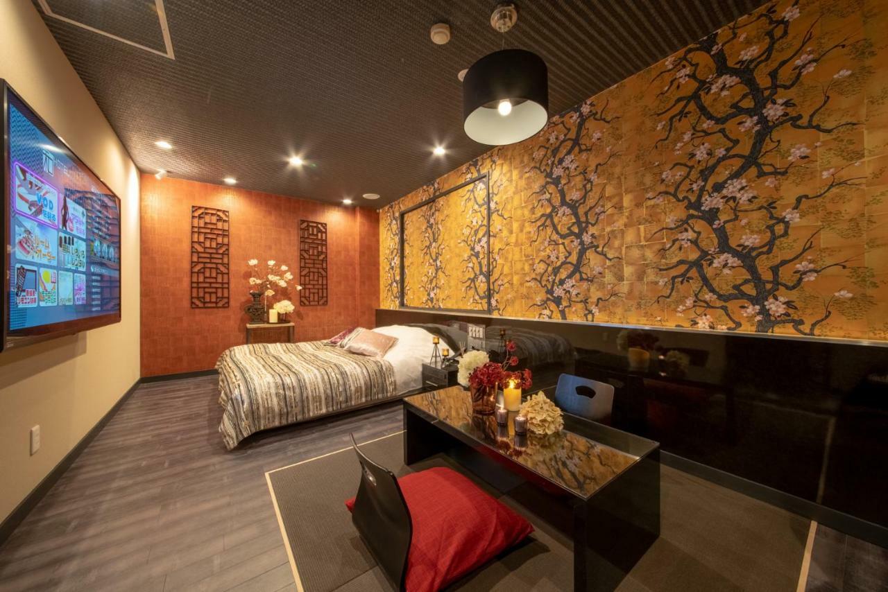 Hotel Waraku Shibukawa Esterno foto